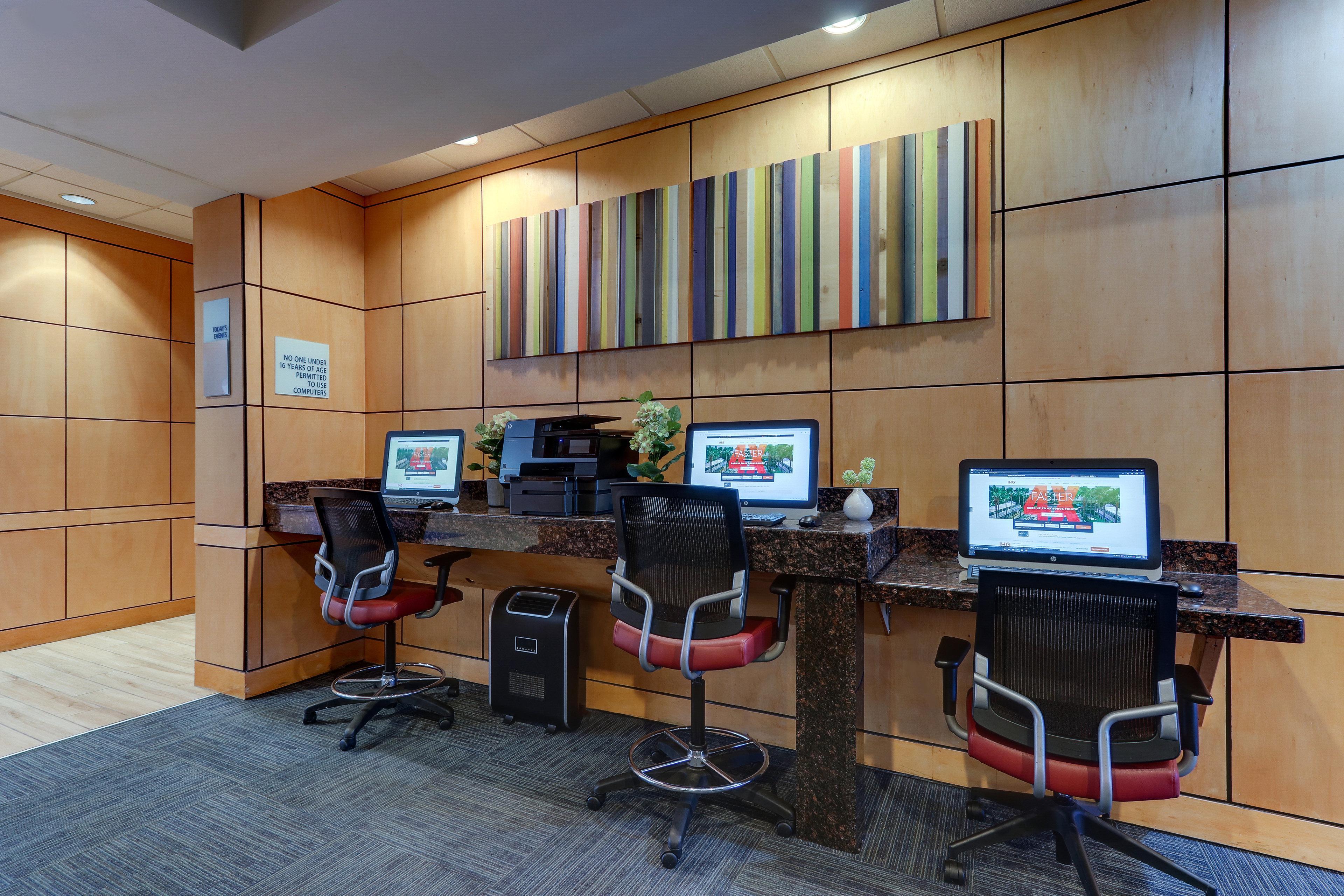 Holiday Inn Express Aberdeen-Chesapeake House By Ihg Kültér fotó