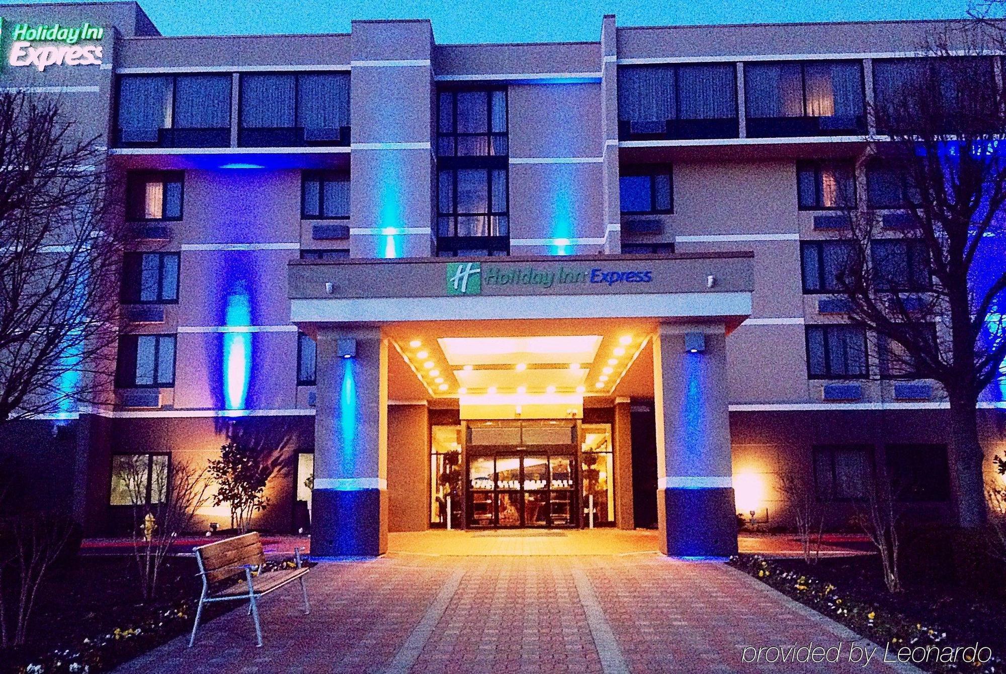 Holiday Inn Express Aberdeen-Chesapeake House By Ihg Kültér fotó